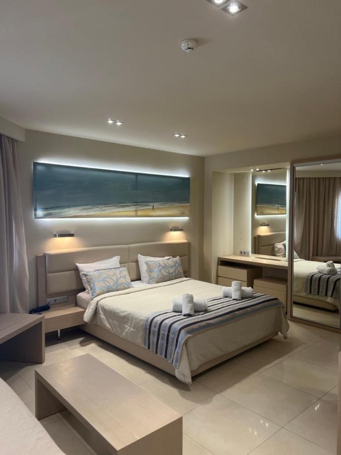 Marinos Beach Hotel พลาตาเนส ภายนอก รูปภาพ
