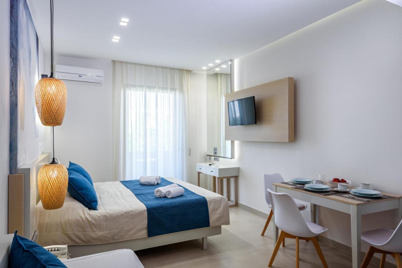 Marinos Beach Hotel พลาตาเนส ภายนอก รูปภาพ