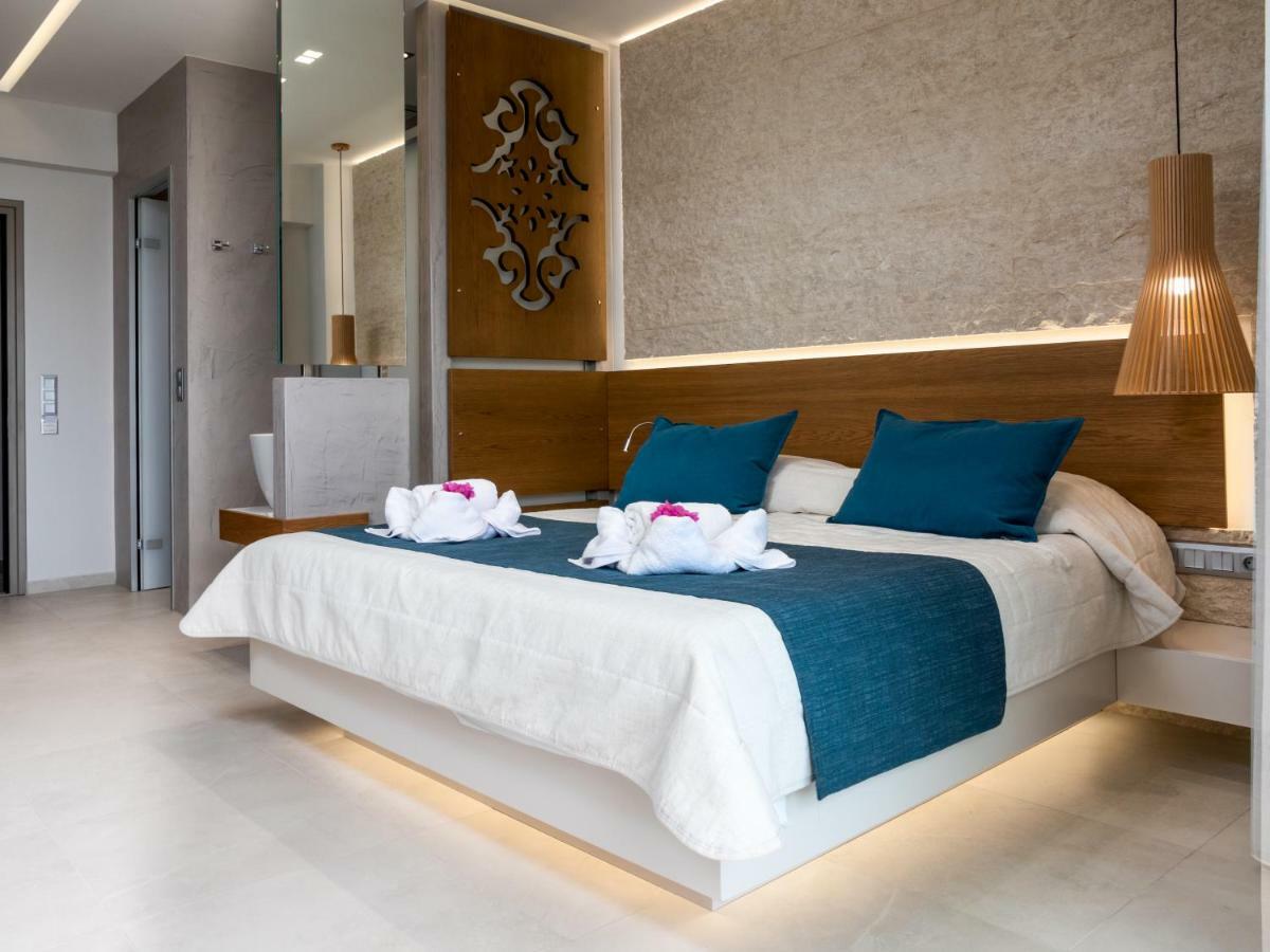 Marinos Beach Hotel พลาตาเนส ภายนอก รูปภาพ